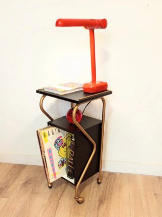 MESITA AUXILIAR MID CENTURY.