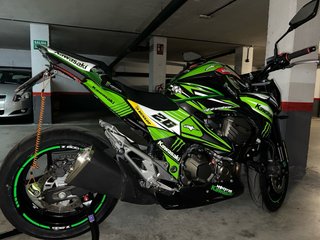 Kawasaki Z800e Negra y Verde