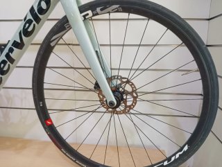 Cervelo Caledonia 105 disco 12v Cambio Di2;Electro