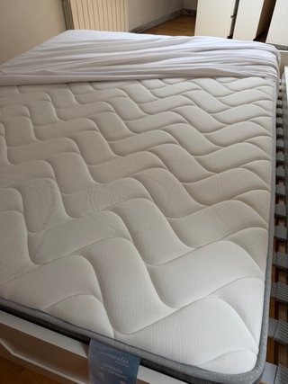 Cama y colchón