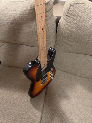 Guitarra Fender Squier Affinity MN Sunburst