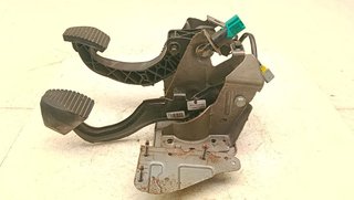 PEDAL EMBRAGUE PEUGEOT 308 5FW 50262212