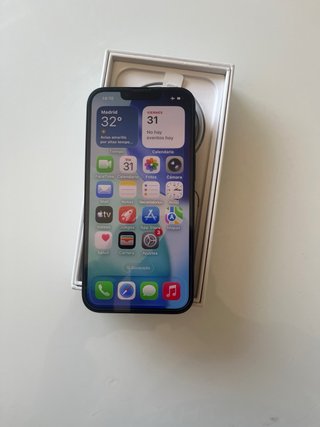 iPhone 13