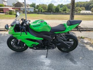 Kawasaki ZX6R 2010