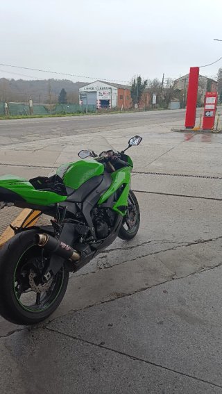 Kawasaki ZX6R 2010