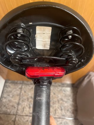Asiento de bicicleta con muelles