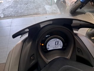 Yamaha N-MAX 125 Scooter
