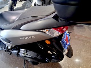 Yamaha N-MAX 125 Scooter