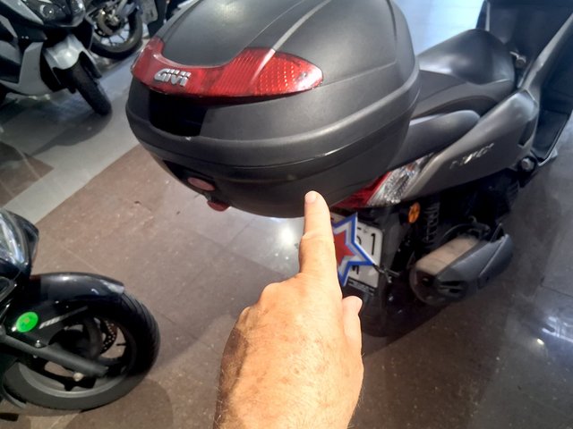 Yamaha N-MAX 125 Scooter