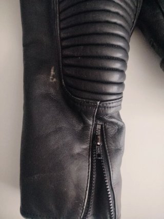 Chaqueta de cuero Garibaldi Negra talla 56.