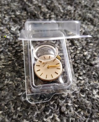 Reloj Omega de mujer, solo maquinaria y cristal