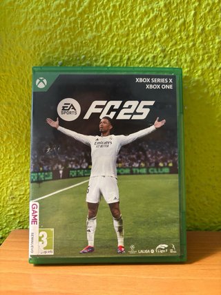 Xbox Series S + 3 mandos