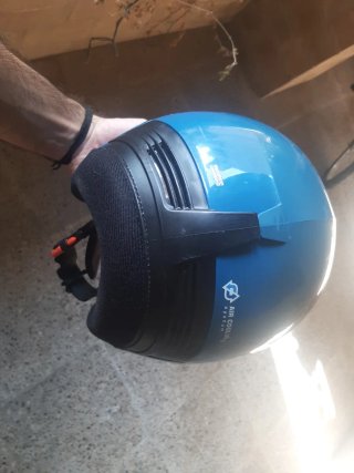 Bicicleta roja + Casco Quechua