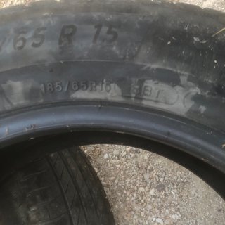 Neumáticos de coche