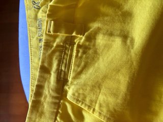 Pantalones Chinos Amarillos Gap