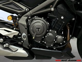 TRIUMPH STREET TRIPLE 765 RS