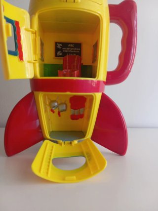 Cohete Peppa Pig con Coche y Figuras
