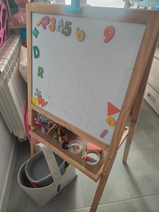 Pizarra infantil de madera
