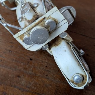 Moto de hojalata vintage artesanal estilo Harley