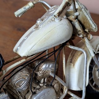 Moto de hojalata vintage artesanal estilo Harley