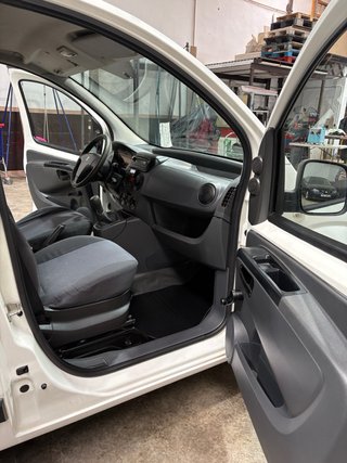 Peugeot Bipper 2008 ITV, Distribución...