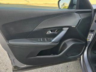 Peugeot 2008 1.5 hdi 102 cv 2020