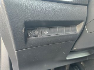Peugeot 2008 1.5 hdi 102 cv 2020
