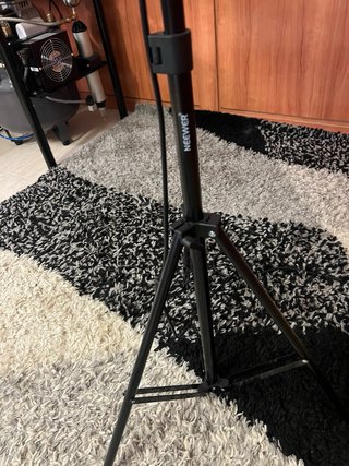 Softbox Neewer con trípode