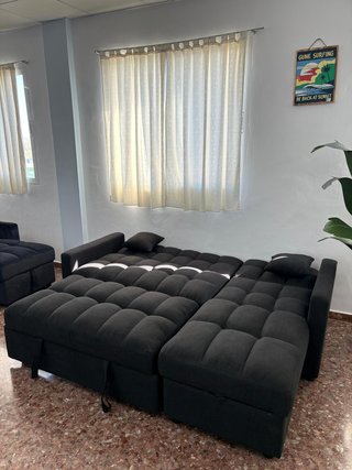 Sofá negro terciopelo con arcón y chaise longue oferta