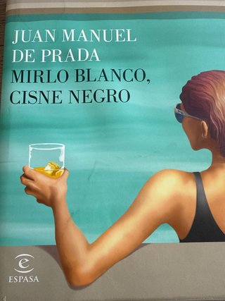 Mirlo blanco, cisne negro