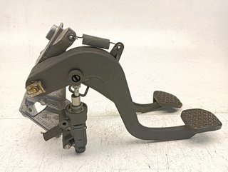 PEDAL FRENO BMW SERIE 3 BERLINA (E46) M57N306D2 3