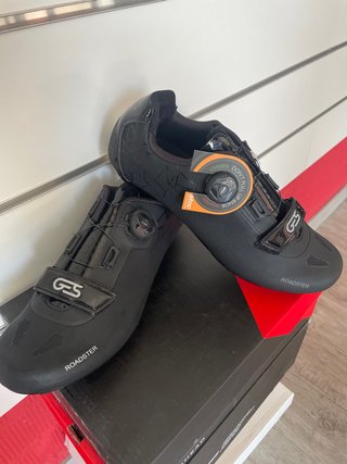 Zapatillas Ges Roadster Negras T-43