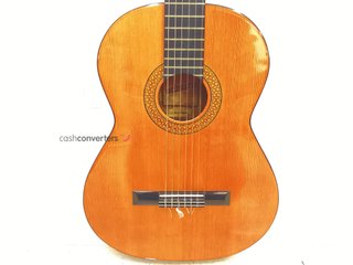 guitarra clasica admira monica