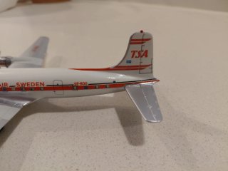 Maqueta AviónDC6 de Transair Sweden