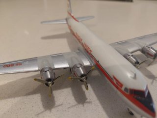 Maqueta AviónDC6 de Transair Sweden