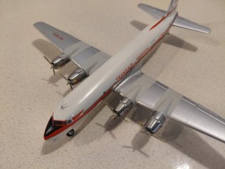 Maqueta AviónDC6 de Transair Sweden
