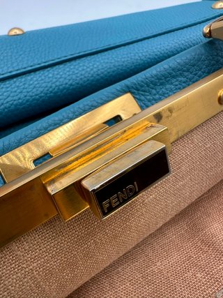 Bolso Fendi Peekaboo Azul y Dorado