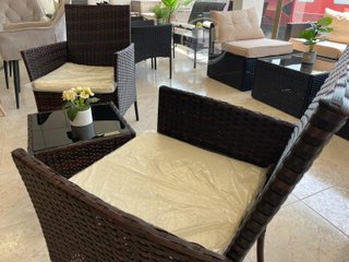 Nuevo Conjunto Mesa + 2 Sillones de Ratan