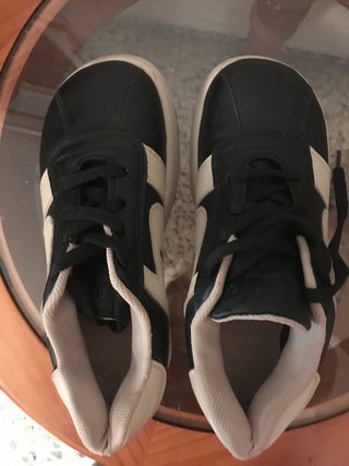 Zapatos Noah's Trainers Negros y Blancos