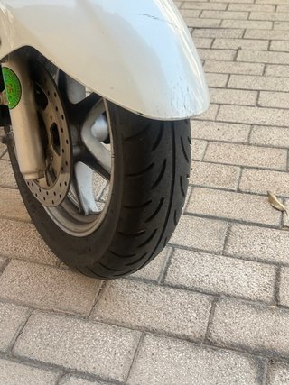 Suzuki Burgman 125 Blanca