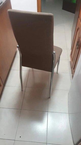 Conjunto de 4 sillas para comedor o cocina. - Tap