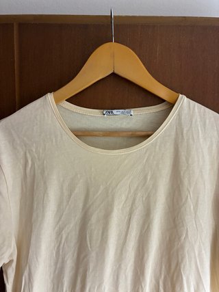 Camiseta Zara Hombre Amarilla