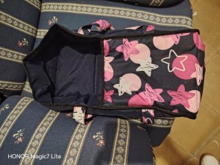 Carrito de juguete rosa y azul