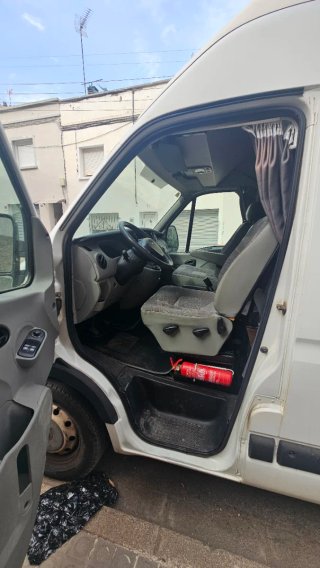Furgoneta camper renault Master 2005 H3 L3