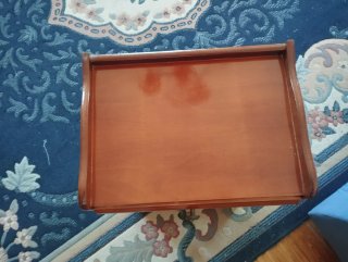 Mueble auxiliar de madera