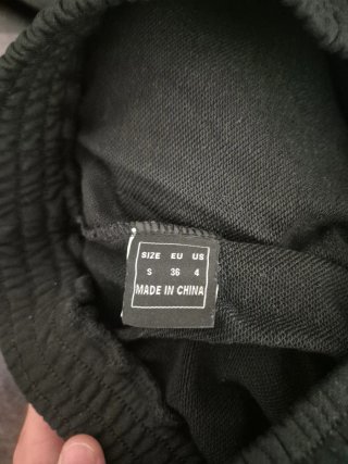 Pantalón corto Maktub negro talla S
