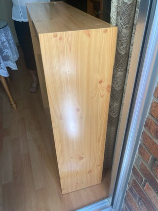 Estantería de madera para zapatos
