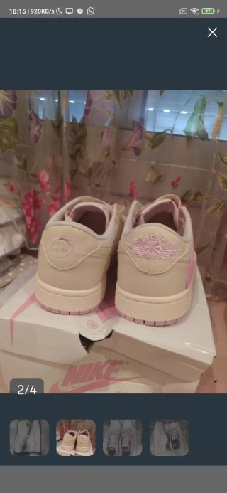 Travis Scott Beige/Rosa Zapatillas