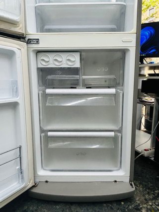 Nevera LG Plata