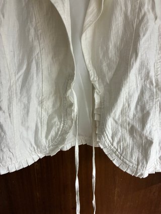 Chaquetilla blanca de mujer